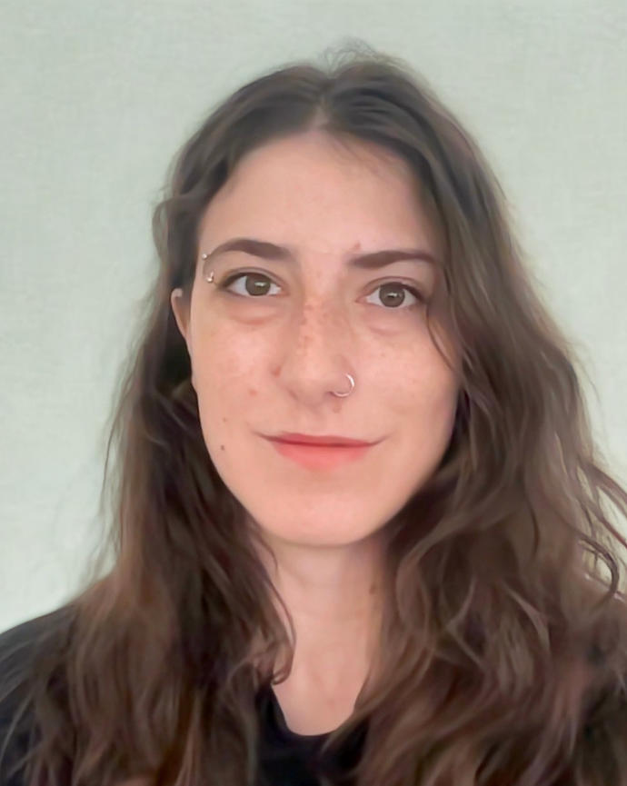 Headshot of Emma Bogler.